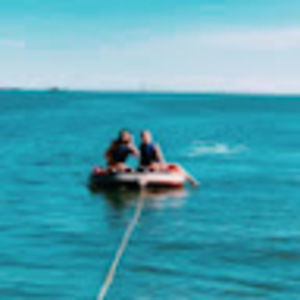 Meet your Posher, Claire